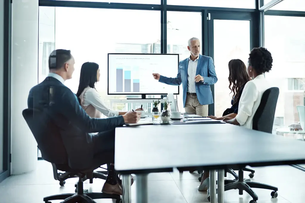 accountant with group